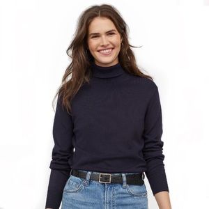 Navy Blue Ralph Lauren Turtleneck Size M